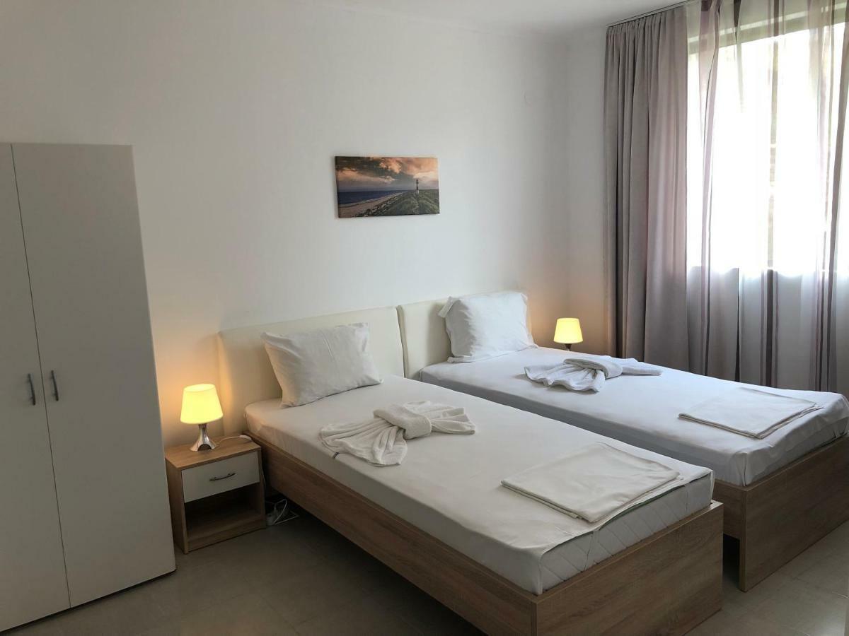 Rosi - Bay View Holiday home *